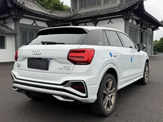Audi Q2 2022 — фото 6 из 26