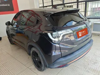 Honda Vezel 2021 — фото 3 из 7