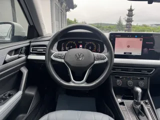 Volkswagen Lavida 2023 — фото 14 из 26