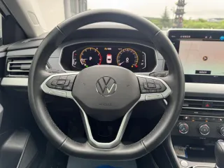Volkswagen Lavida 2023 — фото 12 из 26