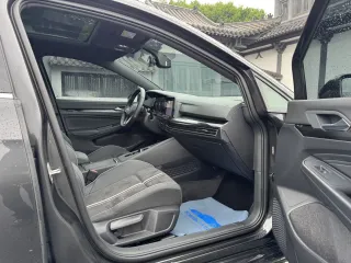 Volkswagen Golf 2022 — фото 9 из 27