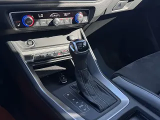 Audi Q3 2021 — фото 11 из 27