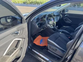 Audi Q3 2021 — фото 2 из 27