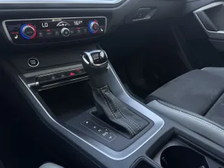 Audi Q3 2022 — фото 14 из 27