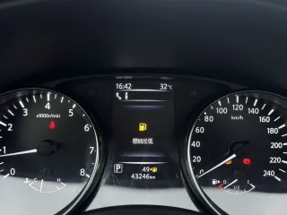 Nissan Qashqai 2022 — фото 18 из 26