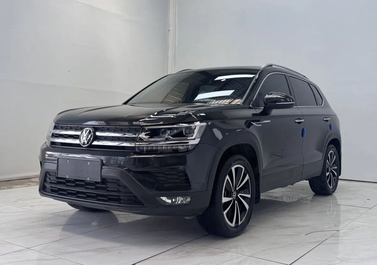 Volkswagen Tharu
