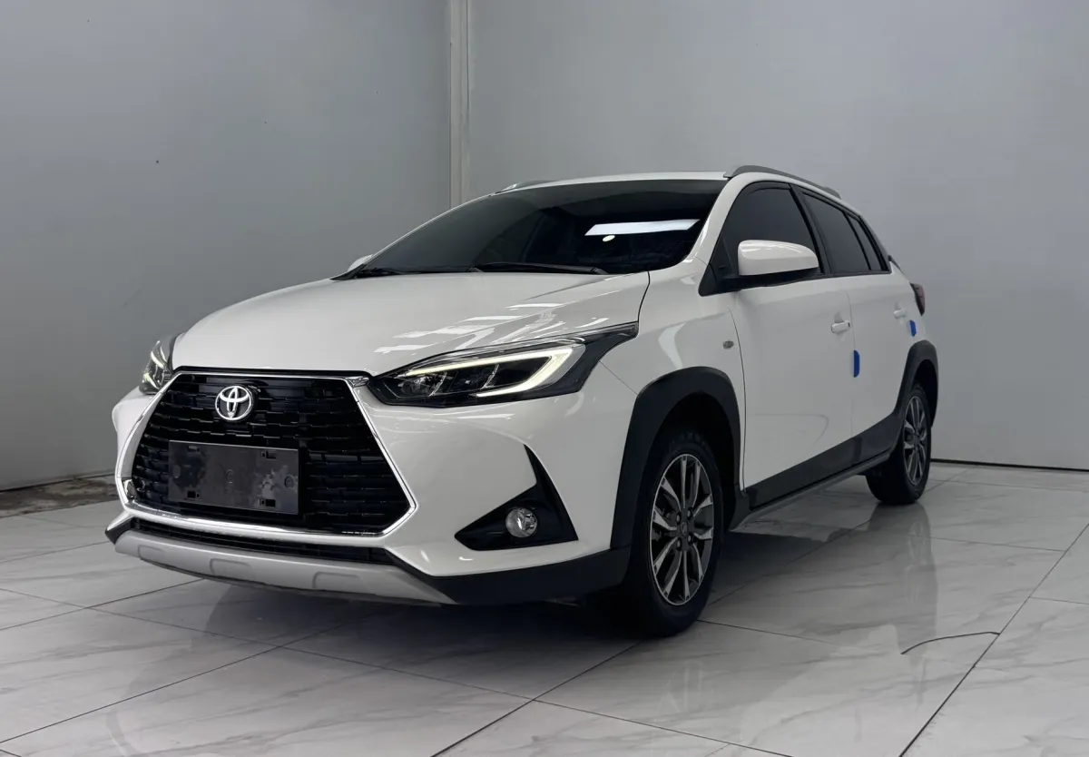 Toyota Yaris L
