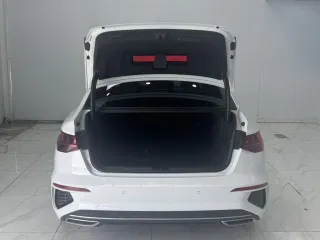Audi A3 2022 — фото 17 из 26
