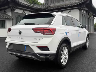 Volkswagen T-Roc 2022 — фото 6 из 14