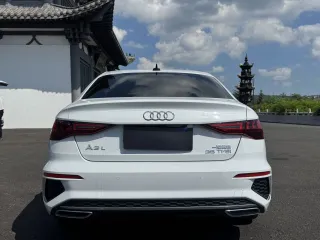 Audi A3 2023 — фото 1 из 26