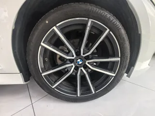 BMW 3-Series 2023 — фото 18 из 20