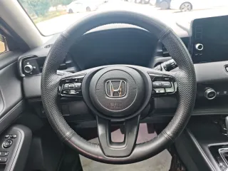 Honda Vezel 2023 — фото 17 из 29