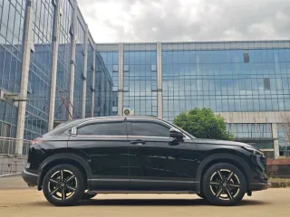 Honda Vezel 2023 — фото 4 из 29