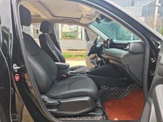 Honda Vezel 2023 — фото 13 из 29