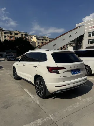 Skoda Karoq 2022 — фото 3 из 9