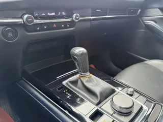Mazda CX-30 2022 — фото 13 из 29
