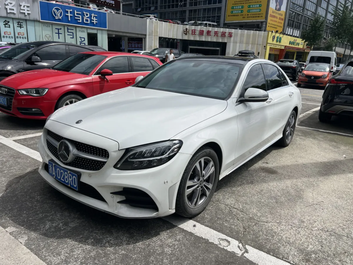 Mercedes-Benz C-Class
