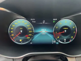 Mercedes C-Class 2020 — фото 10 из 28