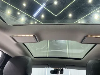Mercedes C-Class 2020 — фото 14 из 28