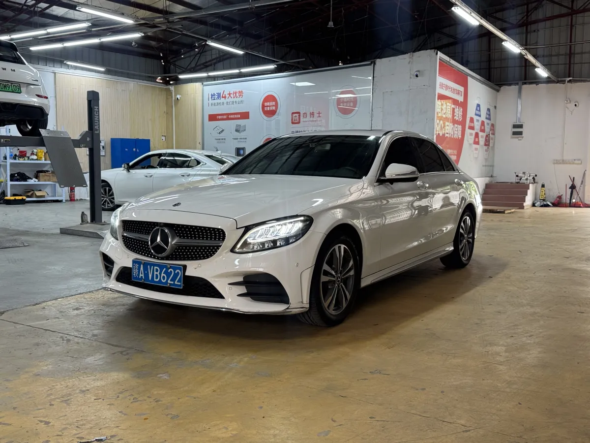 MERCEDES C-Class