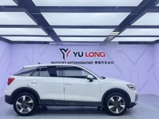 Audi Q2 2021 — фото 7 из 23
