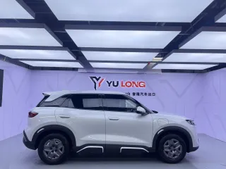 BYD Yuan Up 2025 — фото 7 из 24