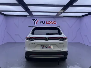 Honda Vezel 2023 — фото 7 из 23