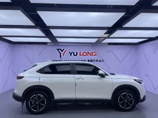 Honda Vezel 2023 — фото 11 из 23