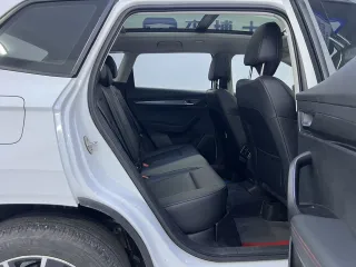 Skoda Karoq 2023 — фото 21 из 29