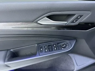 Volkswagen Golf 2023 — фото 4 из 15