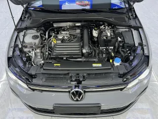 Volkswagen Golf 2023 — фото 25 из 30