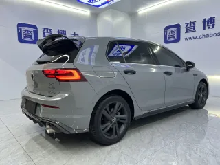 Volkswagen Golf 2023 — фото 17 из 30