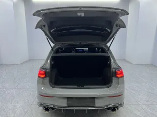 Volkswagen Golf 2023 — фото 18 из 30