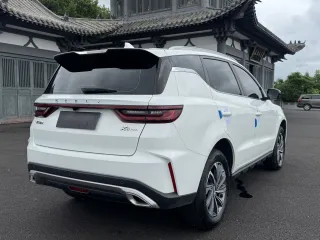 Geely Vision X6 Pro 2022 — фото 5 из 27