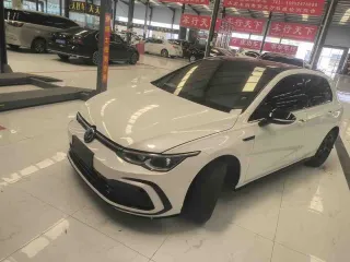 Volkswagen Golf 2023 — фото автомобиля из Китая