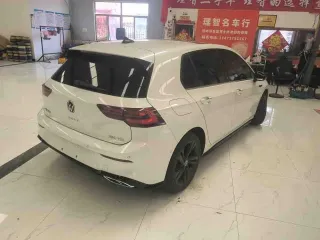 Volkswagen Golf 2023 — фото 2 из 5