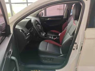 Skoda Karoq 2023 — фото 3 из 9