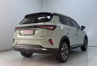 Wuling ASTRA 2022 — фото 6 из 26