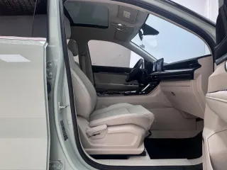 Wuling ASTRA 2022 — фото 13 из 26
