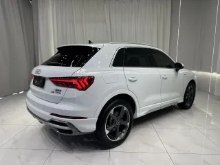 Audi Q3 2022 — фото 1 из 25