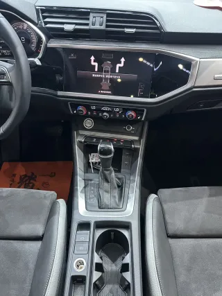 Audi Q3 2022 — фото 10 из 25