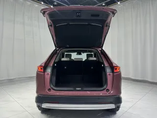 Honda Vezel 2022 — фото 17 из 28