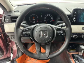 Honda Vezel 2022 — фото 11 из 28