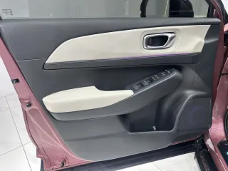 Honda Vezel 2022 — фото 8 из 28