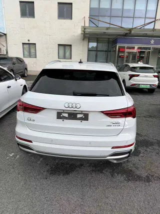 Audi Q3 2022 — фото 3 из 11