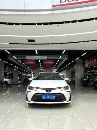 Toyota Corolla 2023 — фото 2 из 11