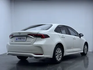 Toyota Corolla 2023 — фото 9 из 20
