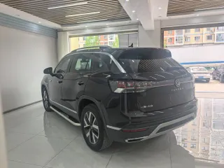 Volkswagen Tayron 2022 — фото 1 из 22
