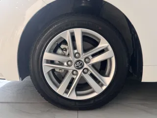 Toyota Levin 2022 — фото 18 из 24