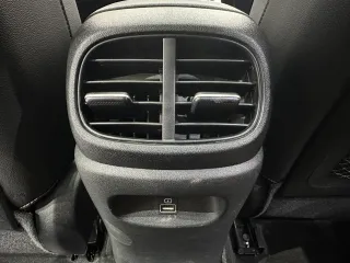 Hyundai Elantra 2022 — фото 15 из 28